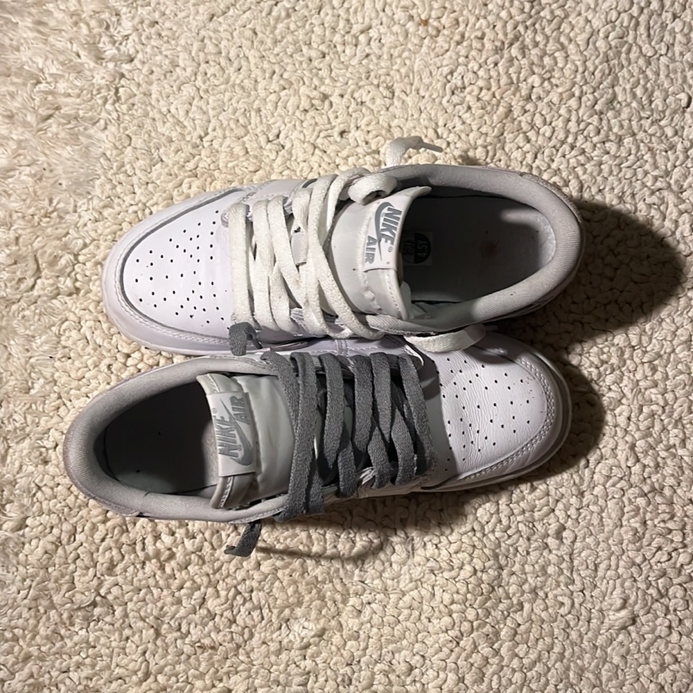 Low dunks - Picture 3 of 3